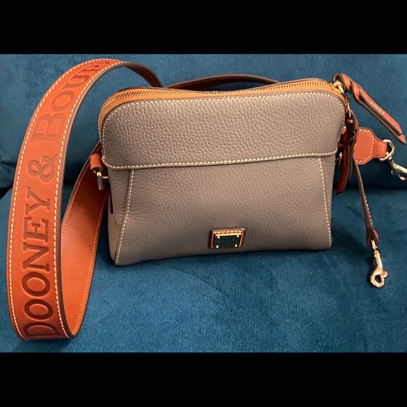 Dooney cameron guitar strap Clearance